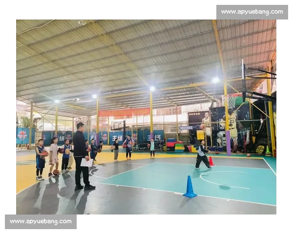 基于篮球数据分析的球员表现预测模型与战术优化研究